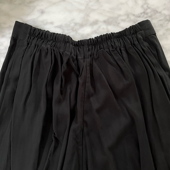 Traditional Embroidered Salwar Suit (includes tunic, pants, and dupatta/shawl) - Picture 2 of 5